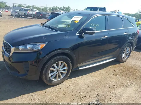 5XYPG4A38KG541417 2019 KIA SORENTO - Image 2