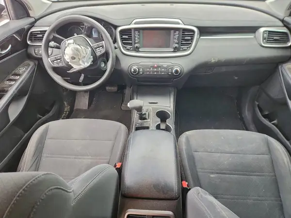 5XYPG4A38KG543166 2019 KIA SORENTO - Image 8