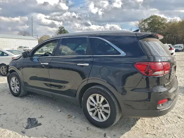 5XYPG4A38KG543829 2019 KIA SORENTO - Image 2