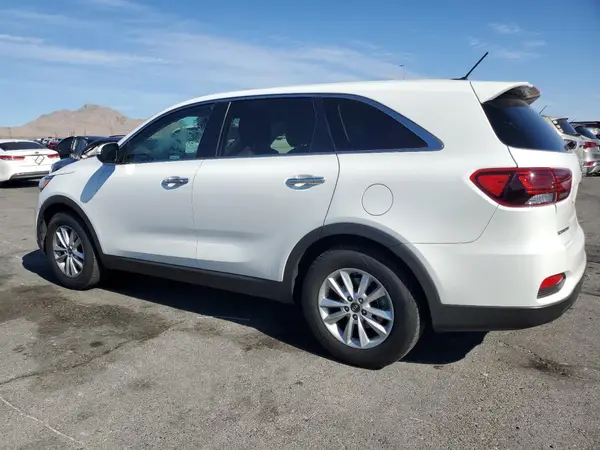5XYPG4A38KG547654 2019 KIA SORENTO - Image 2