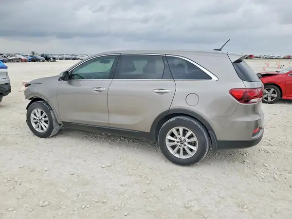 5XYPG4A38KG553146 2019 KIA SORENTO - Image 2