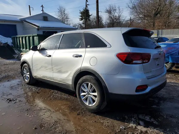 5XYPG4A38KG562722 2019 KIA SORENTO - Image 2