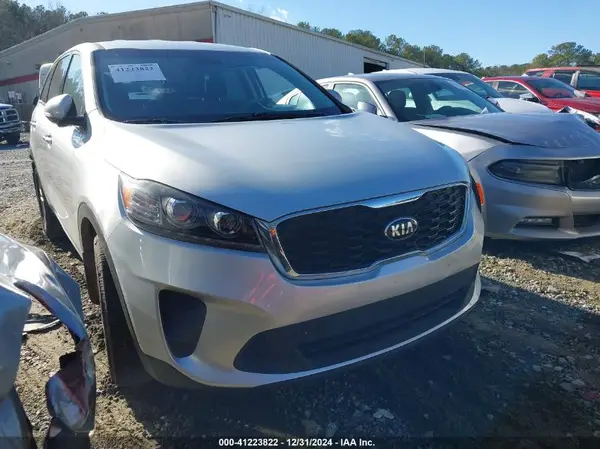5XYPG4A38KG564907 2019 KIA SORENTO - Image 1
