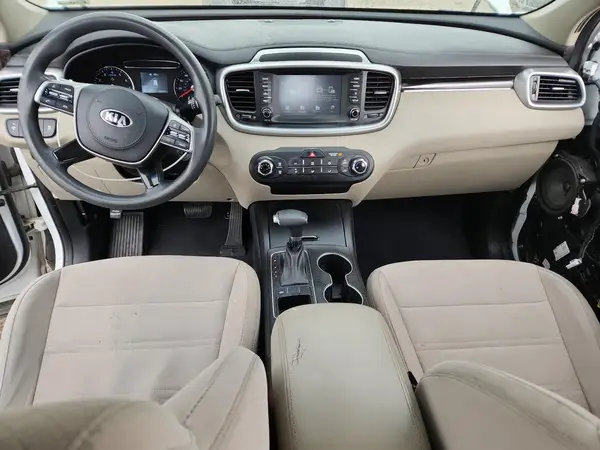 5XYPG4A38KG566169 2019 KIA SORENTO - Image 8