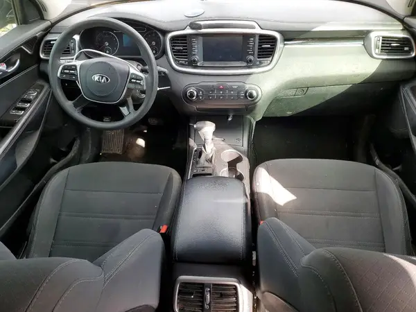 5XYPG4A38KG567189 2019 KIA SORENTO - Image 8