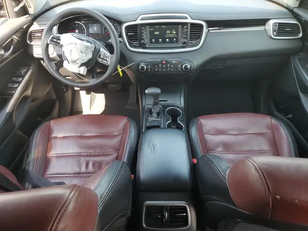 5XYPG4A38KG567371 2019 KIA SORENTO - Image 8