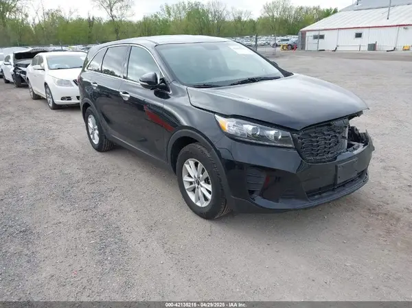 5XYPG4A38KG576667 2019 KIA SORENTO - Image 1