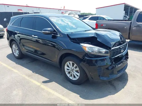 5XYPG4A38KG582792 2019 KIA SORENTO - Image 1