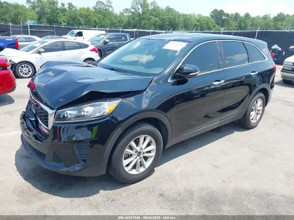 5XYPG4A38KG582792 2019 KIA SORENTO - Image 2