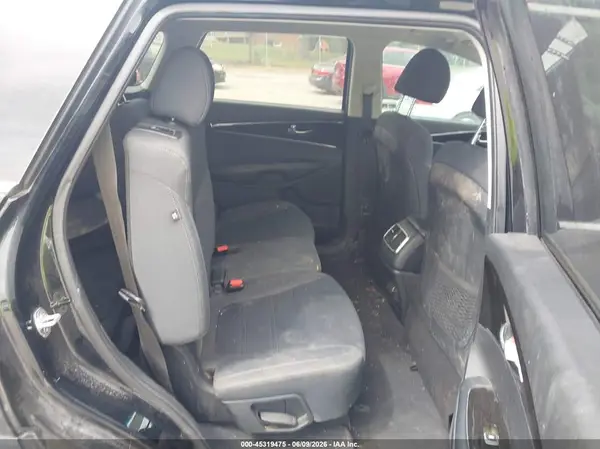5XYPG4A38KG582887 2019 KIA SORENTO - Image 8