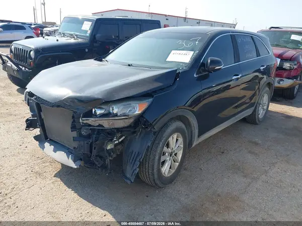 5XYPG4A38KG585367 2019 KIA SORENTO - Image 2