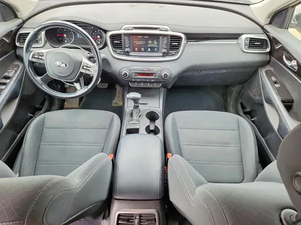 5XYPG4A38KG590150 2019 KIA SORENTO - Image 8