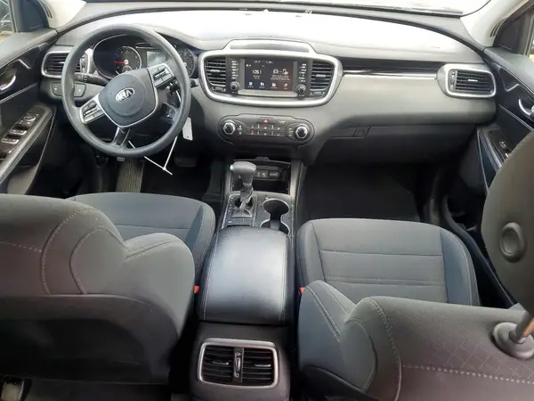 5XYPG4A38KG592092 2019 KIA SORENTO - Image 8