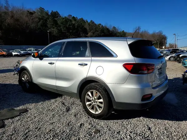 5XYPG4A38KG592450 2019 KIA SORENTO - Image 2