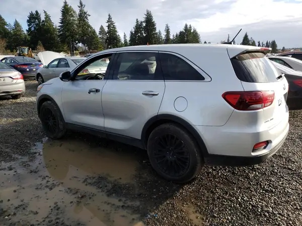 5XYPG4A38KG595865 2019 KIA SORENTO - Image 2