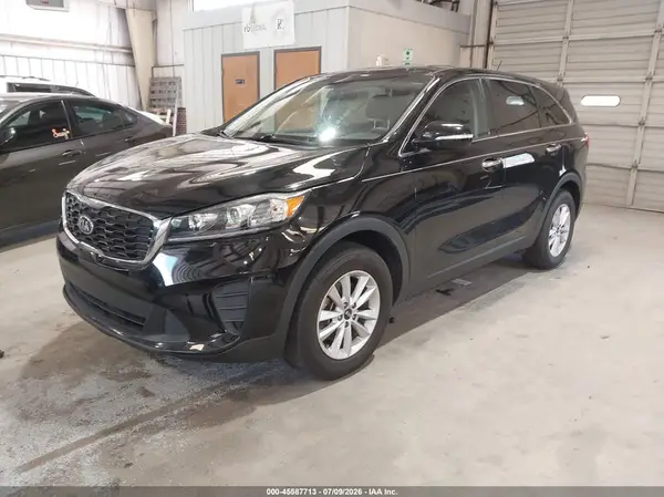 5XYPG4A38KG597812 2019 KIA SORENTO - Image 2