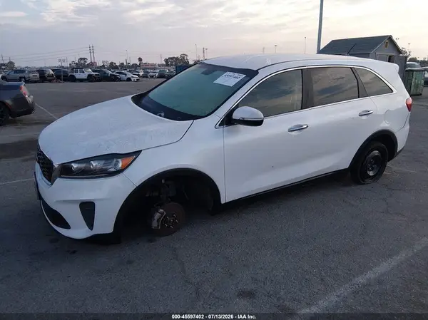 5XYPG4A38KG611711 2019 KIA SORENTO - Image 2