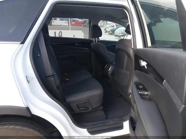 5XYPG4A38KG611711 2019 KIA SORENTO - Image 8