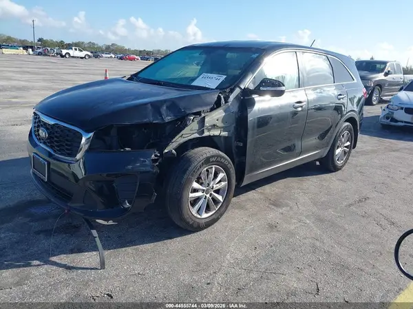 5XYPG4A38LG623956 2020 KIA SORENTO - Image 2