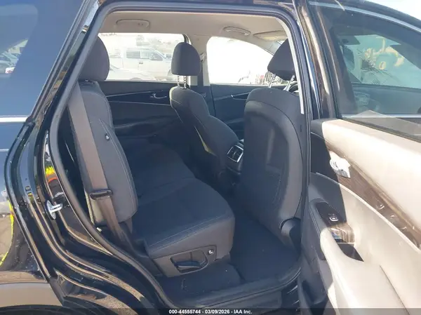 5XYPG4A38LG623956 2020 KIA SORENTO - Image 8
