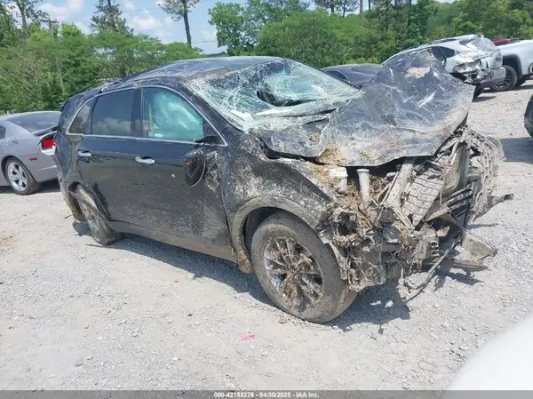 5XYPG4A38LG625755 2020 KIA SORENTO - Image 1