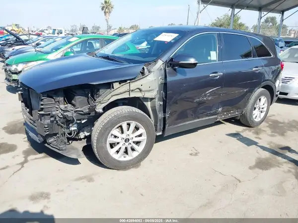 5XYPG4A38LG626825 2020 KIA SORENTO - Image 2