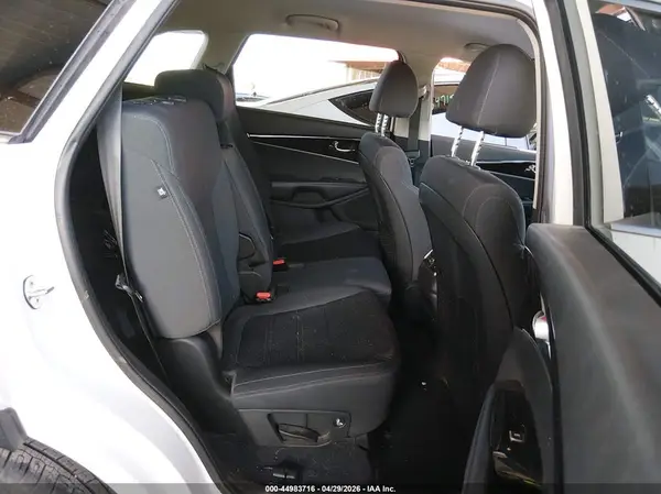 5XYPG4A38LG638697 2020 KIA SORENTO - Image 8