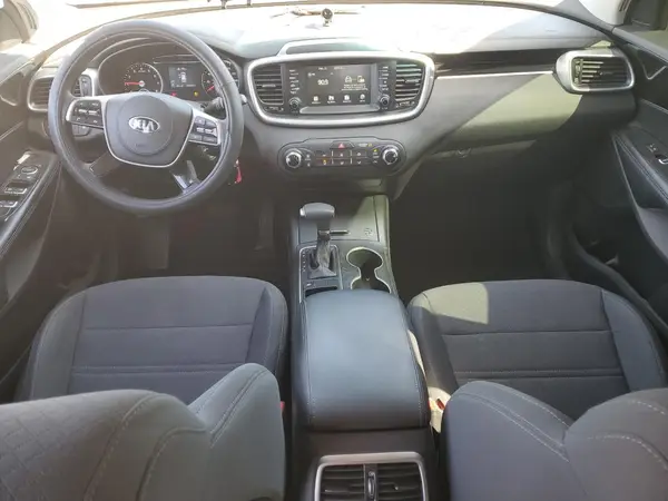 5XYPG4A38LG639784 2020 KIA SORENTO - Image 8