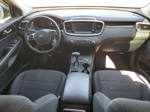 5XYPG4A38LG645777 2020 KIA SORENTO - Image 8