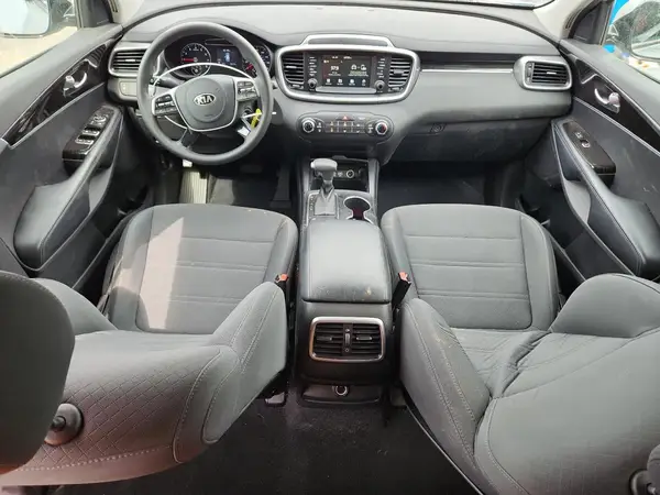 5XYPG4A38LG656956 2020 KIA SORENTO - Image 8