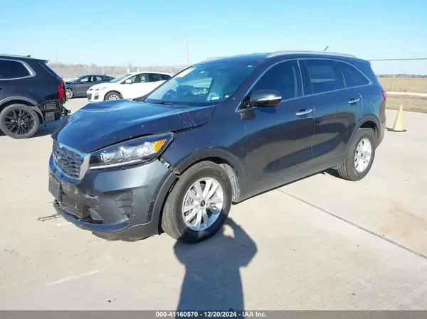 5XYPG4A38LG660019 2020 KIA SORENTO - Image 2