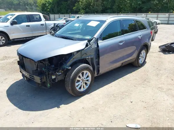 5XYPG4A38LG682053 2020 KIA SORENTO - Image 2