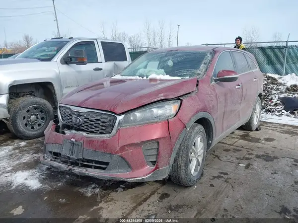5XYPG4A38LG682120 2020 KIA SORENTO - Image 2