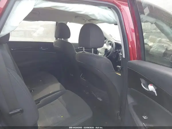 5XYPG4A38LG682120 2020 KIA SORENTO - Image 8