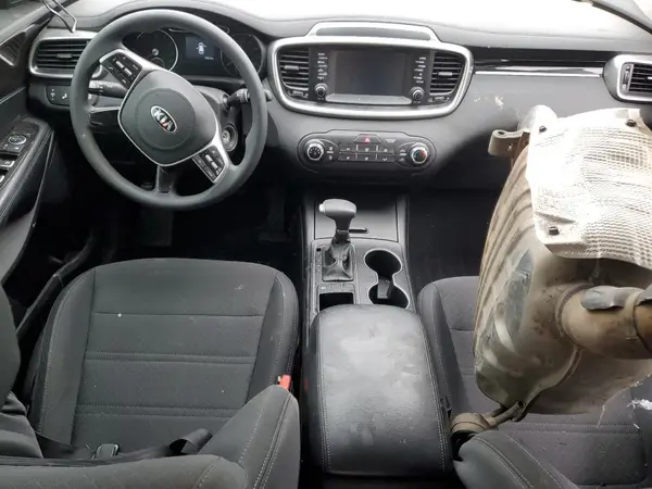 5XYPG4A38LG687821 2020 KIA SORENTO - Image 8