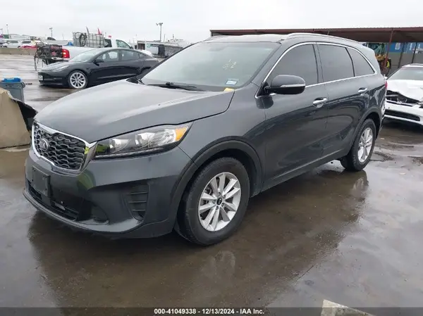 5XYPG4A38LG697216 2020 KIA SORENTO - Image 2