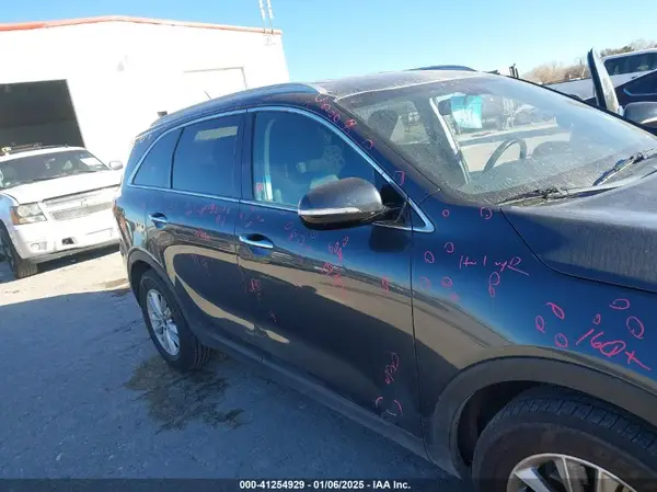 2020 KIA SORENTO auction photo 6