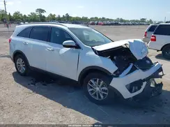 5XYPG4A39GG008158 2016 KIA SORENTO