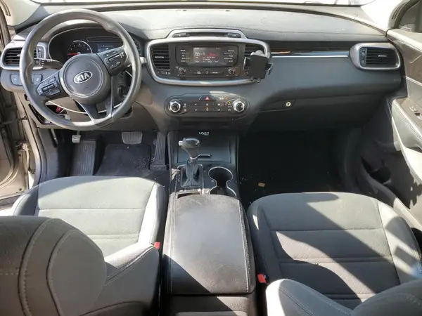 5XYPG4A39GG010699 2016 KIA SORENTO - Image 8