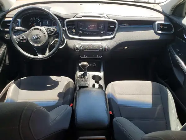 5XYPG4A39GG016860 2016 KIA SORENTO - Image 8