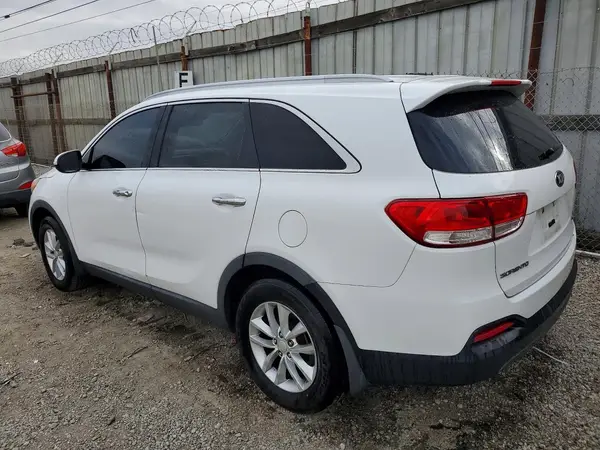 5XYPG4A39GG020620 2016 KIA SORENTO - Image 2