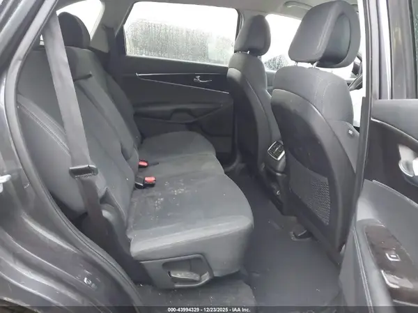 5XYPG4A39GG026515 2016 KIA SORENTO - Image 8
