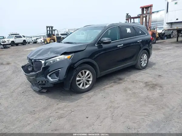5XYPG4A39GG038566 2016 KIA SORENTO - Image 2