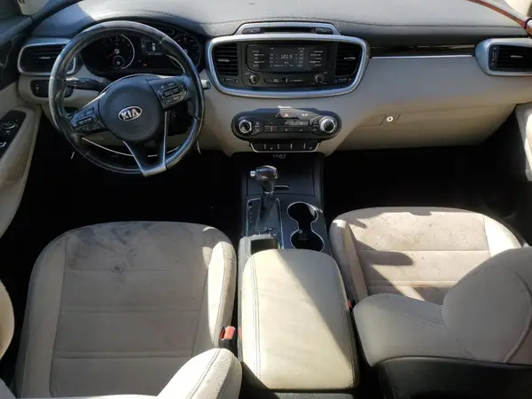 5XYPG4A39GG047798 2016 KIA SORENTO - Image 8