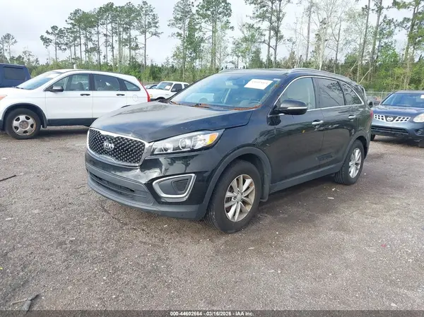 5XYPG4A39GG051673 2016 KIA SORENTO - Image 2