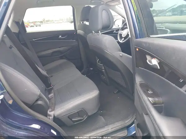 5XYPG4A39GG057506 2016 KIA SORENTO - Image 8