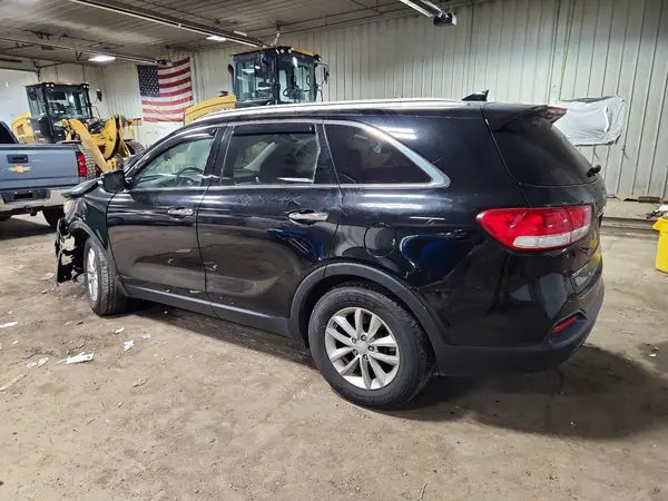 5XYPG4A39GG058865 2016 KIA SORENTO - Image 2