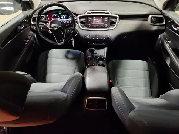 5XYPG4A39GG058865 2016 KIA SORENTO - Image 8