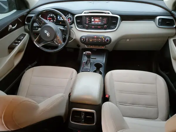 5XYPG4A39GG060647 2016 KIA SORENTO - Image 8