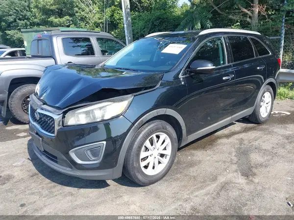 5XYPG4A39GG060681 2016 KIA SORENTO - Image 2